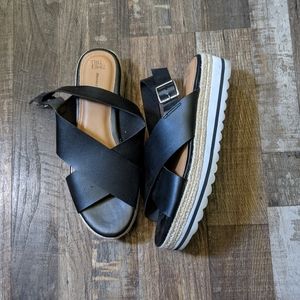 NWOT platform sandals